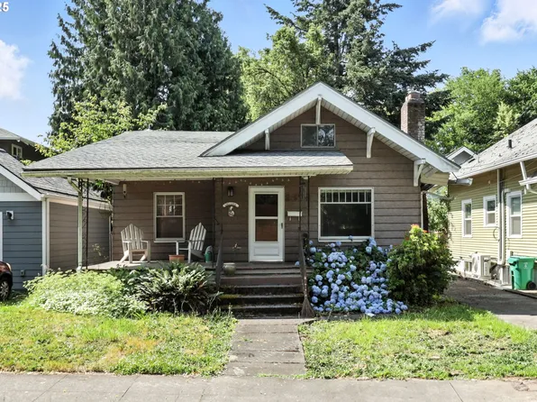 2878 SE Tibbetts St, Portland, OR 97202