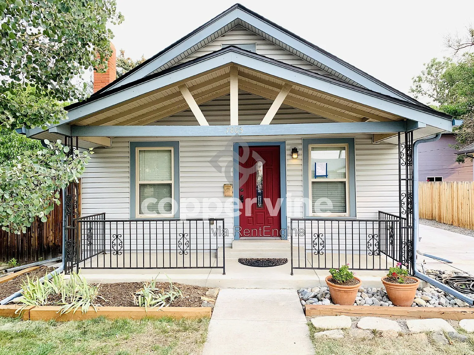 2 bed, 1.5 bath, 890 sqft, $2,380 — Photo 3