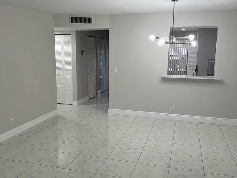 24 Abbey Ln #204 — Photo 26