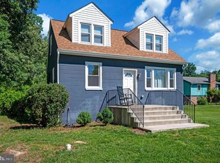 16036 Rogers Clark Blvd, Bowling Green, VA 22427