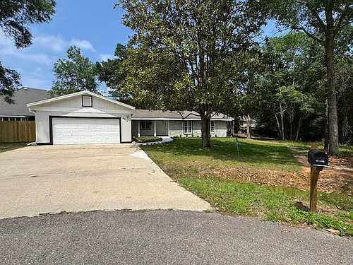8820 Manoo Pl Photo 1