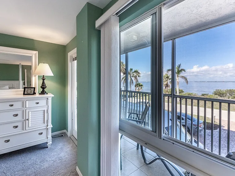 1477 Park Beach Cir #11 — Photo 24