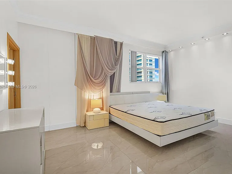 3001 S Ocean Dr #1611 — Photo 28
