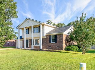 7739 All Saints Dr, Fayetteville, NC 28314