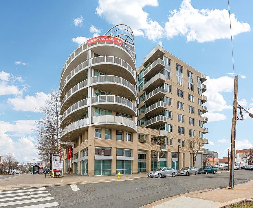 1st image of 3409 Wilson Blvd Unit 307