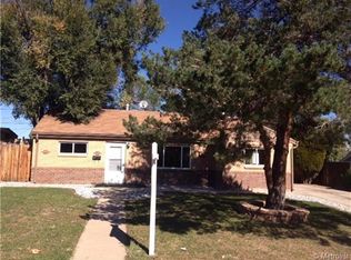 1011 Oak Pl, Thornton, CO 80229