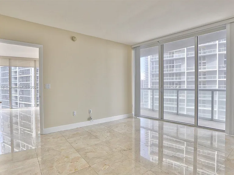 495 Brickell Ave #2010 — Photo 7