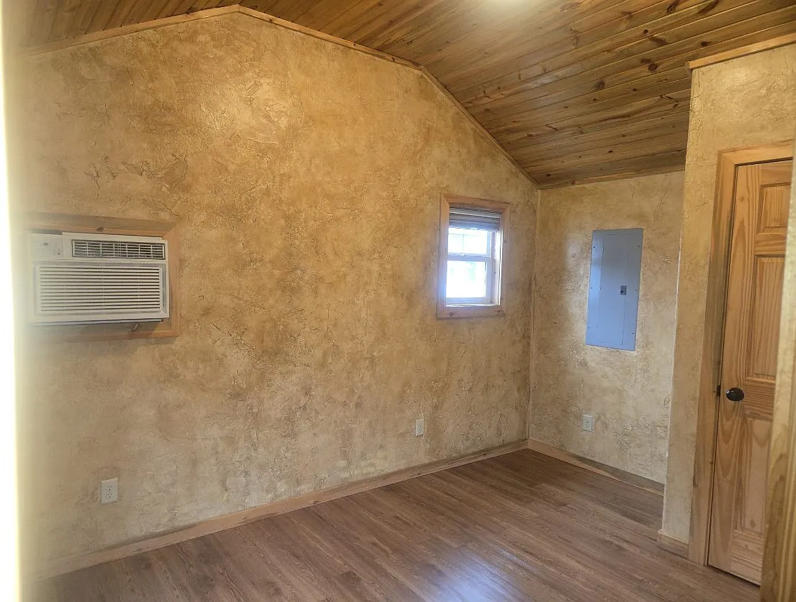 111 E. Cottonwood Drive - Cottonwood Cottages - 4 — Photo 3
