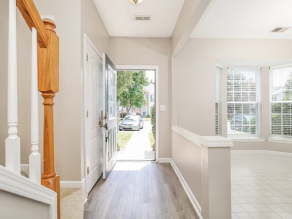 5th image of 3973 Katherine Way
