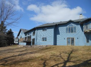 21748 Fenton Ct, Cold Spring, MN 56320