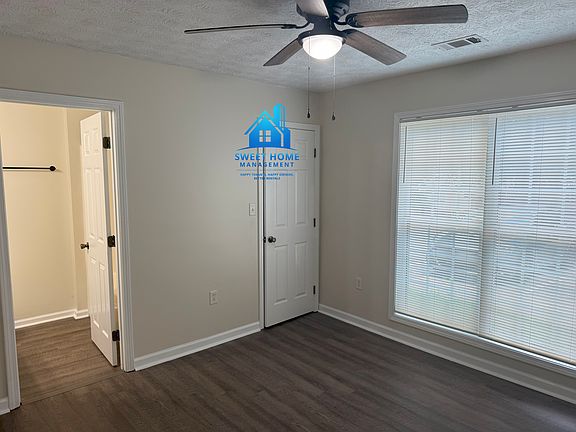 3rd image of 3625 Arkansas Dr #77d511a66