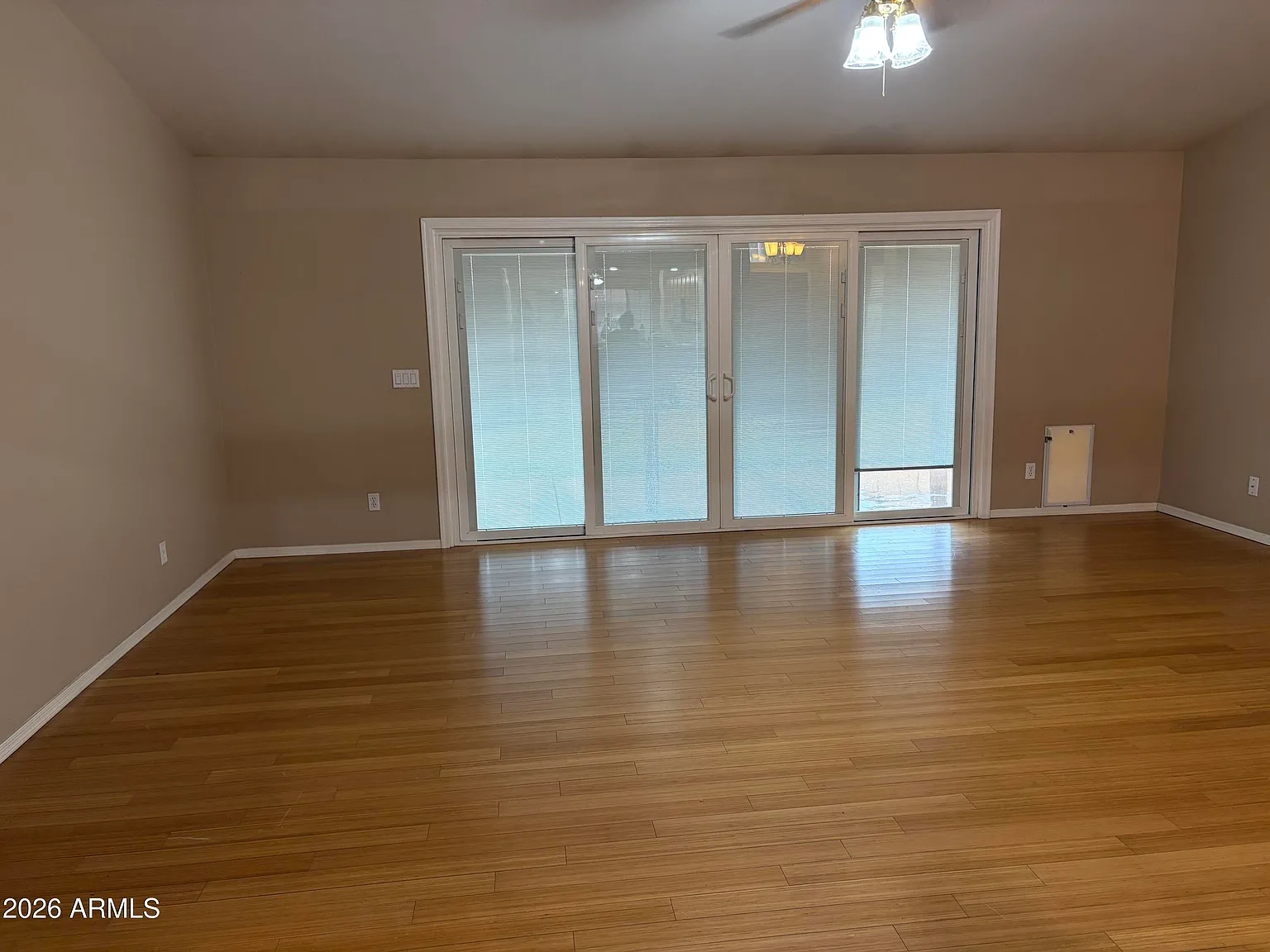 3 bed, 2.0 bath, 1557 sqft, $2,175 — Photo 4