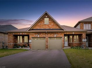 11 Harwood St, Tillsonburg, ON N4G0J7