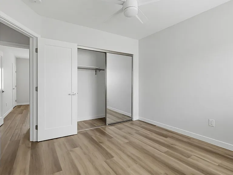 3650 Newton — Photo 31