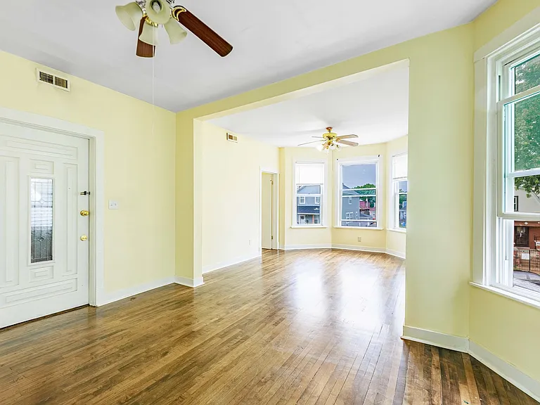 4847 W Potomac Ave #2 — Photo 10