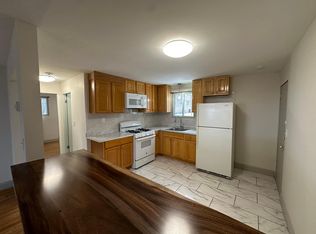 88 Heywood St #1L, Worcester, MA 01604