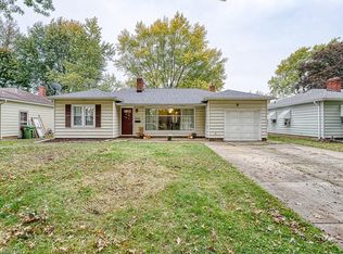 6846 Oakwood Rd, Parma Heights, OH 44130