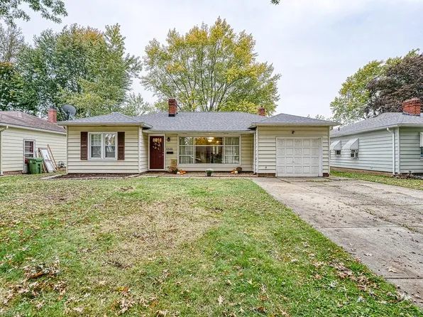 6846 Oakwood Rd, Parma Heights, OH 44130