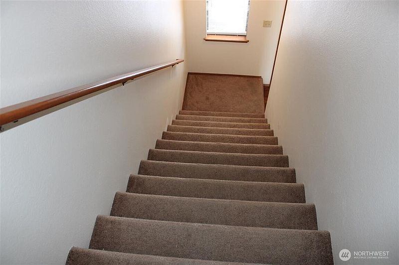 5th image of 903 S 22nd Court