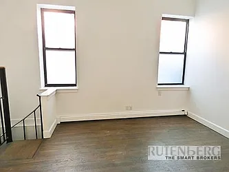 Rented by R New York