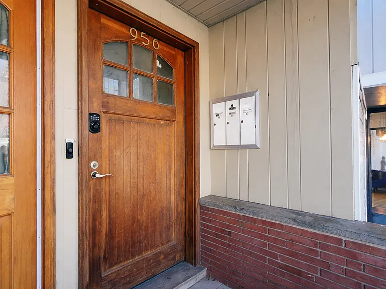 956 Cambridge St #3 — Photo 10