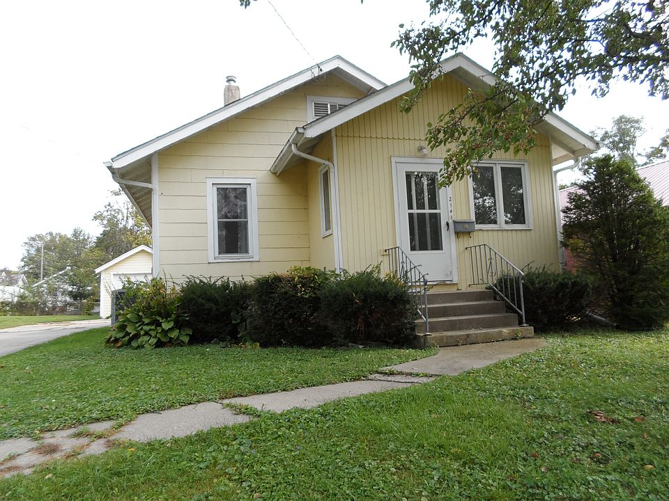 1st image of 214 W 11th St S
