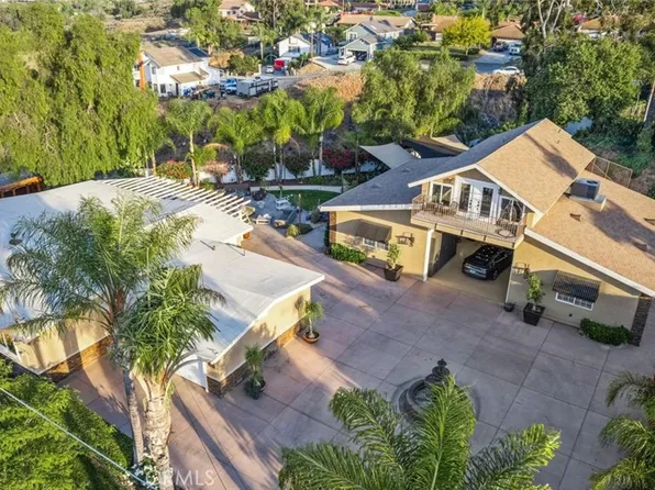 14461 Oakley Dr, Riverside, CA 92503