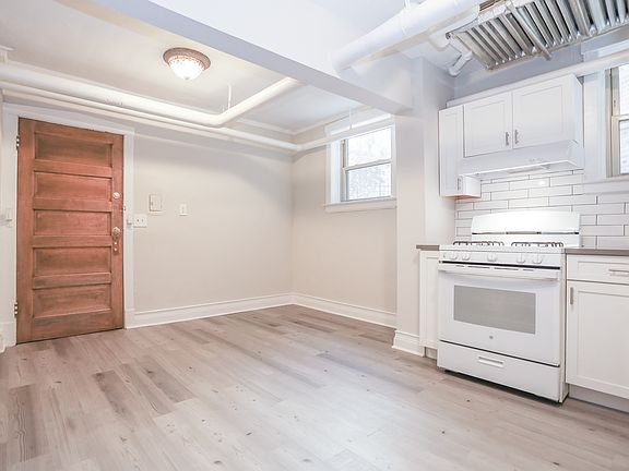 3rd image of 4647 N Manor Ave #G