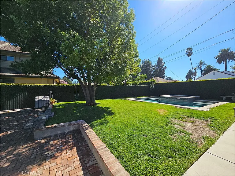 743 Kerns Ave — Photo 19