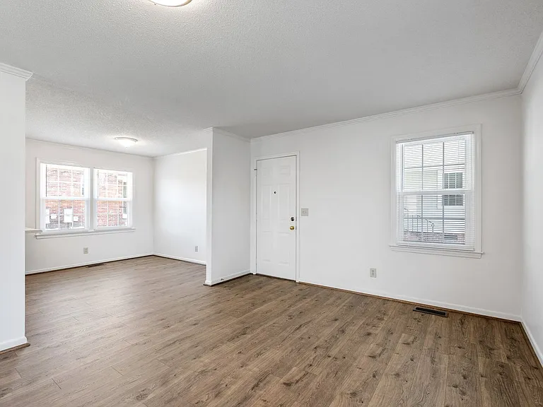 203B Lancaster Ave — Photo 14