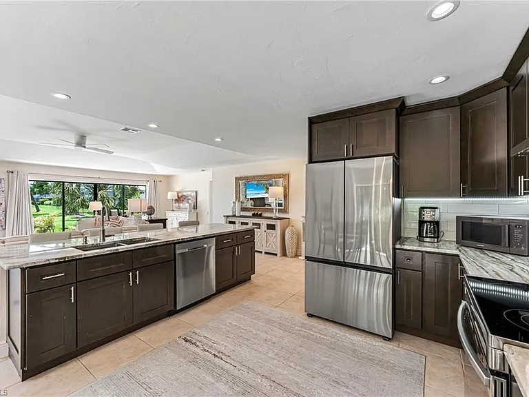 9908 White Sands Pl — Photo 17