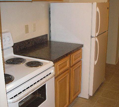 4th image of 1015 Whalley Ave APT 3C