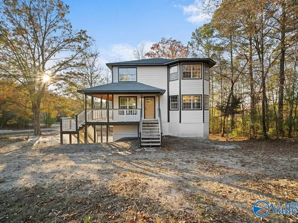 3440 Berkley Hills Dr W, Gadsden, AL 35907