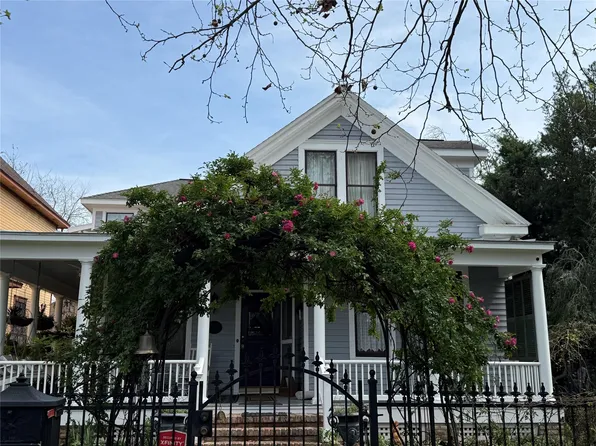 1646 Harvard St, Houston, TX 77008