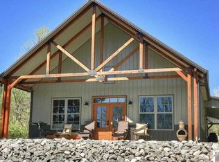 53 E Devillez Rd, Eddyville, KY 42038