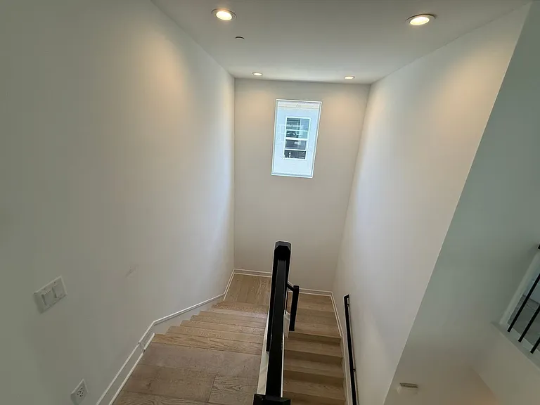 28519 Moyer Ln — Photo 10
