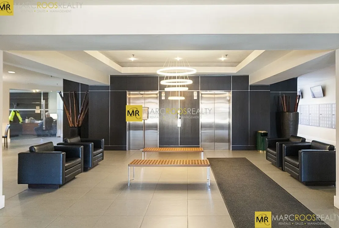 2 bed, 1.5 bath, 9999 sqft, $3,600 — Photo 3