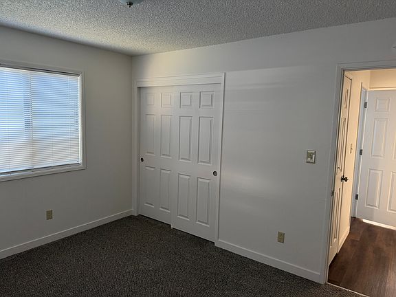 5th image of 1637 Ivory St