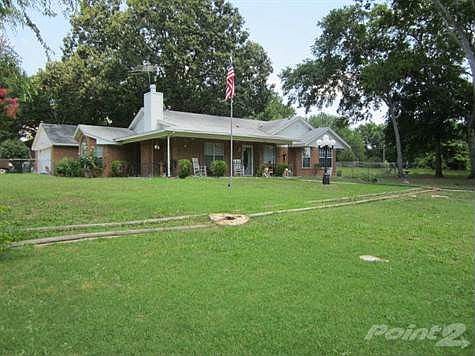 265 Whispering Oaks 1