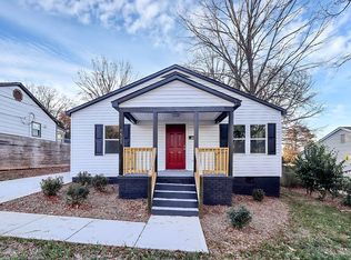 1521 Effingham Rd, Charlotte, NC 28208