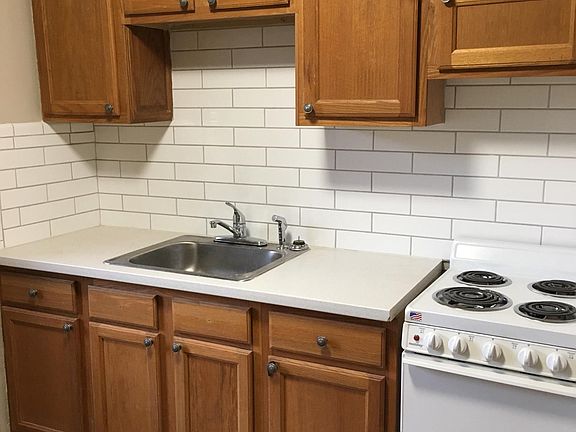 3rd image of 1816 Mallory St
