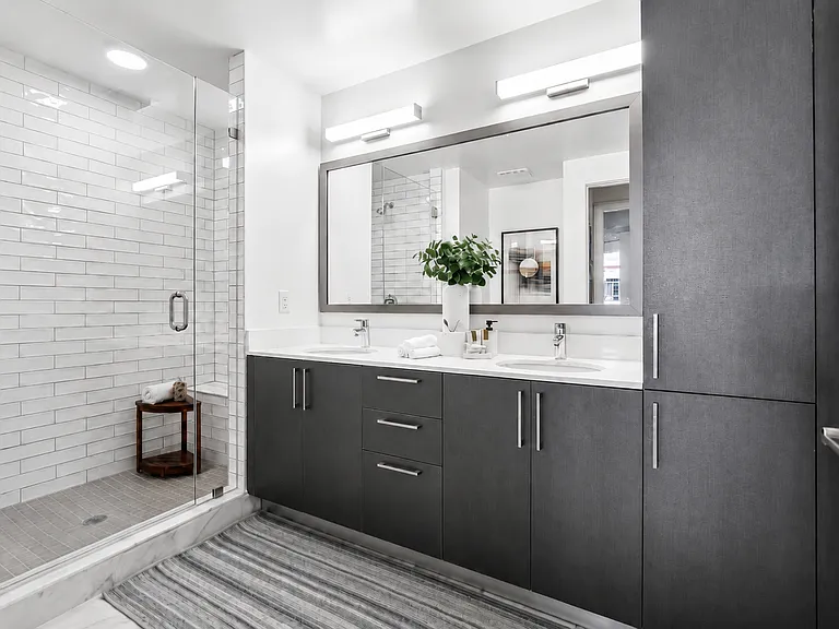 2550 NE 193rd St #201 — Photo 9