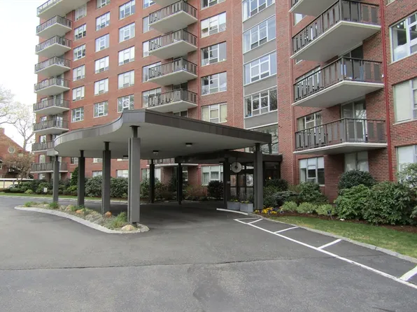 280 Boylston St APT 304, Newton, MA 02467