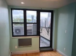 16105 46aveflushing #3, Flushing, NY 11358