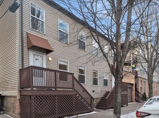 648 N Bishop St #S, Chicago, IL 60642