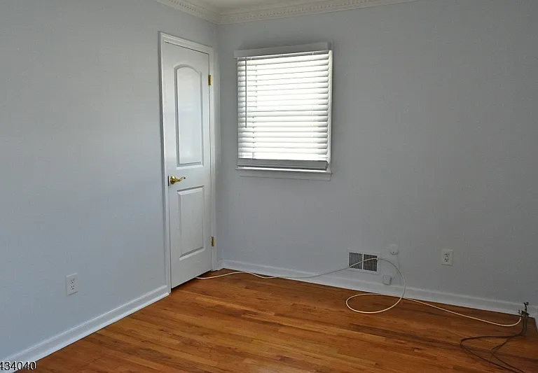 10 Garden Dr #2 — Photo 22