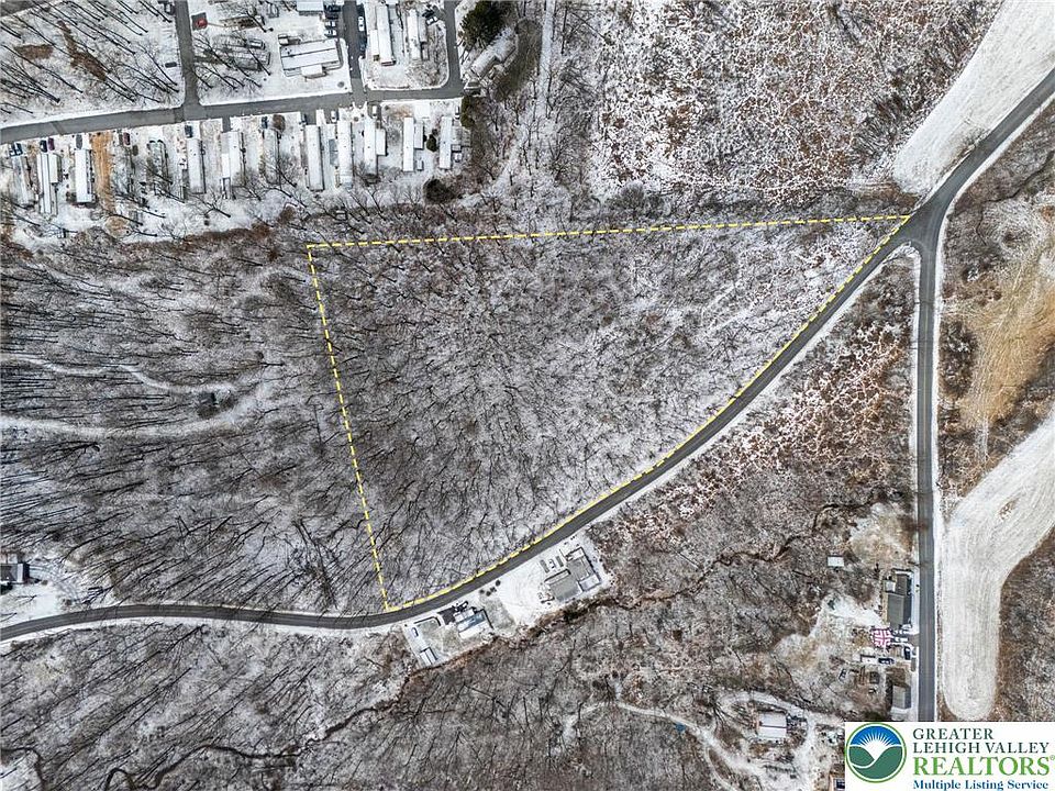 2nd image of 6338 Hickory Rd