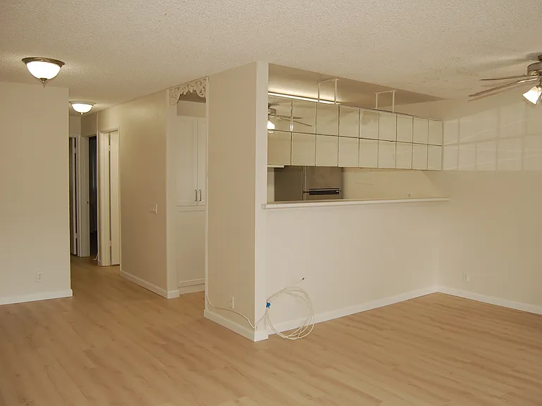 46-271 Kahuhipa St #E202 — Photo 2
