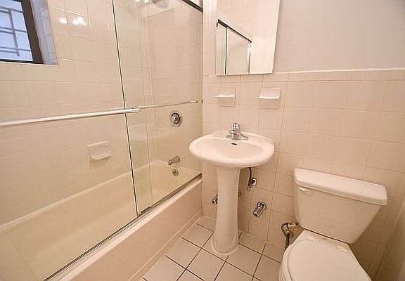 3rd image of 1991 Sedgwick Ave APT 1B