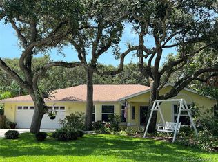 821 E 19th Ave, New Smyrna Beach, FL 32169